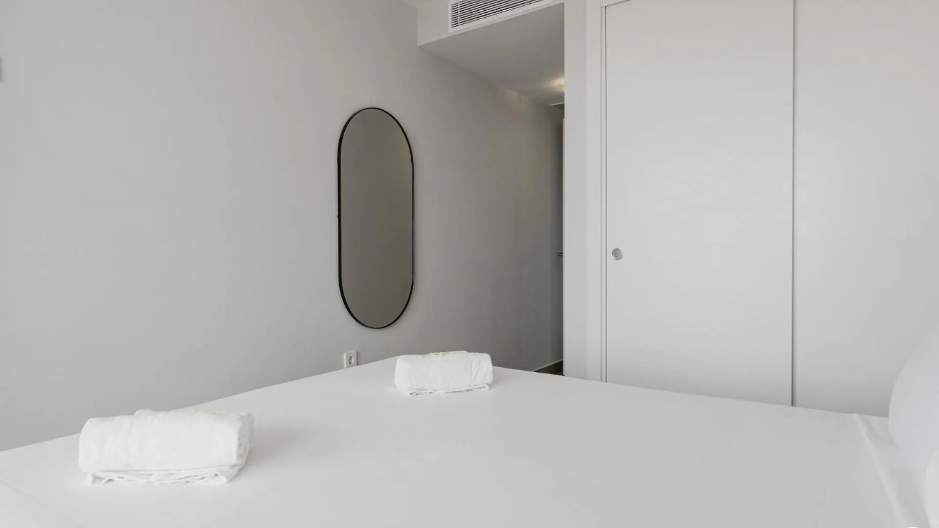 Vivi Homes - Sultana Gym, Pool, Terrace & Sea View Fuengirola