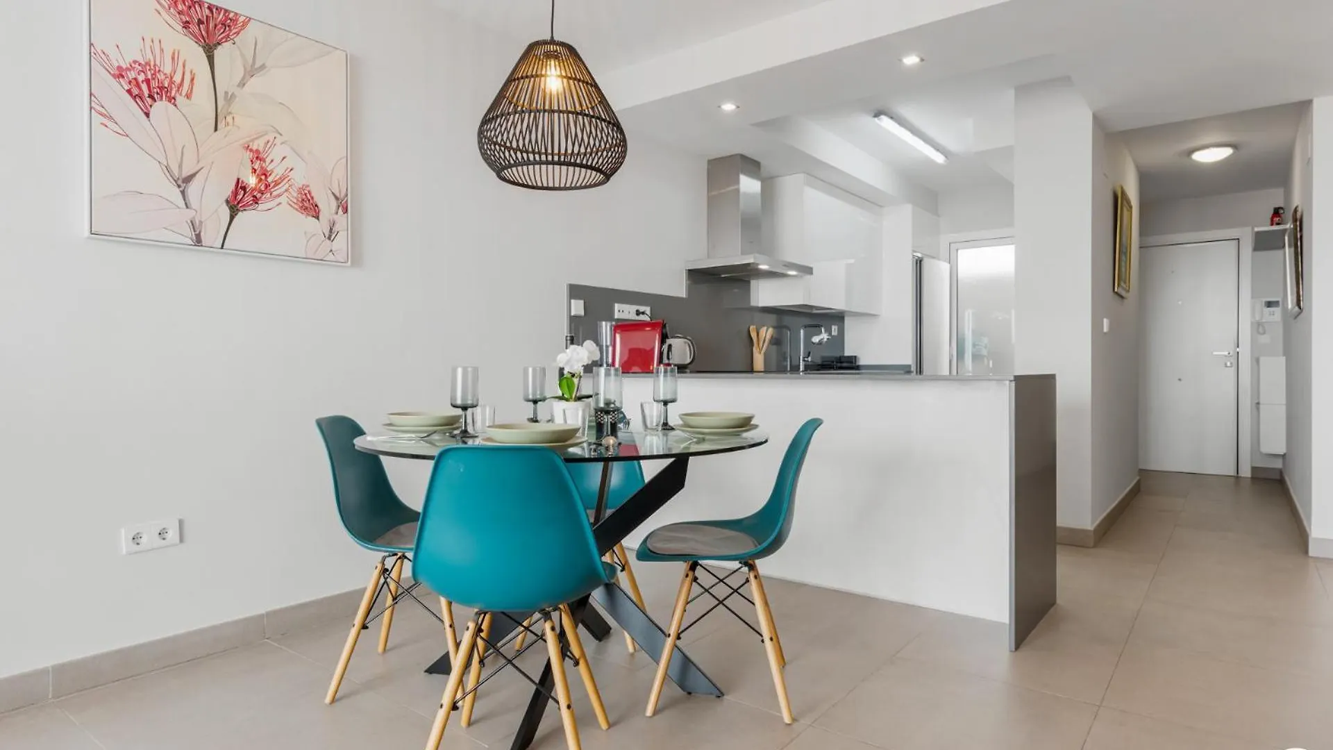 Vivi Homes - Sultana Gym, Pool, Terrace & Sea View Fuengirola Apartment
